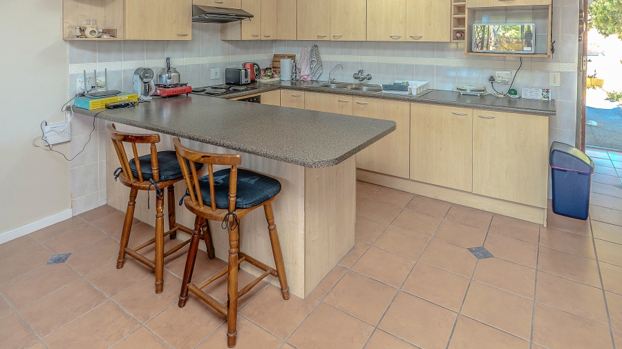 2 Bedroom Property for Sale in Sonstraal Heights Western Cape